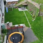 Handle Apartament *